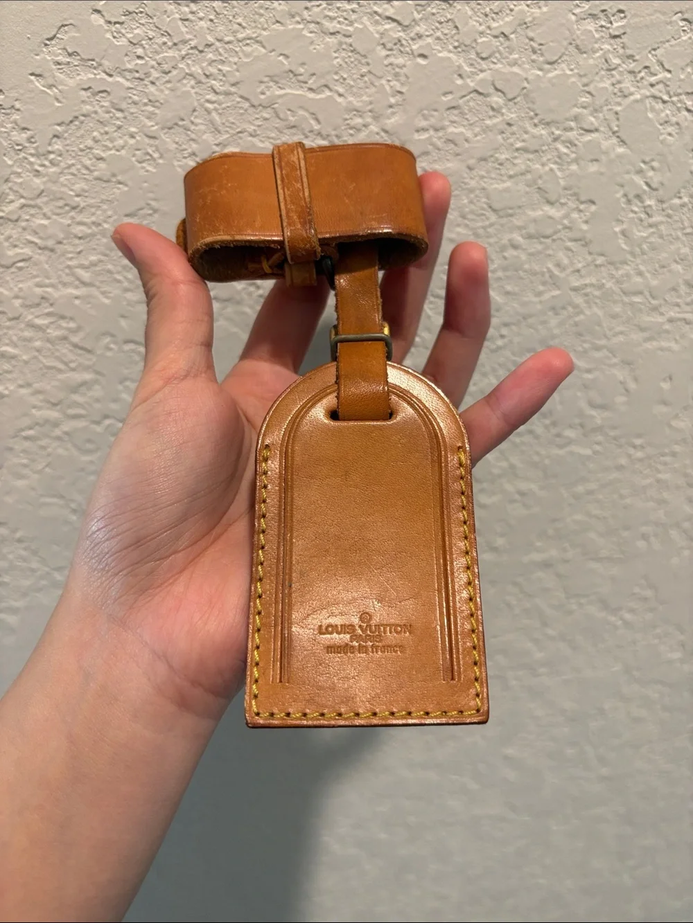Louis Vuitton Vachetta Leather Luggage Tag in Tan
